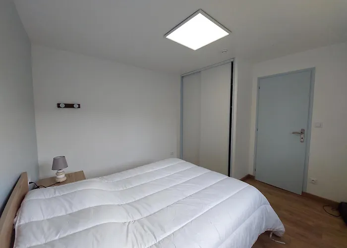 Le Merle Enchante Apartment